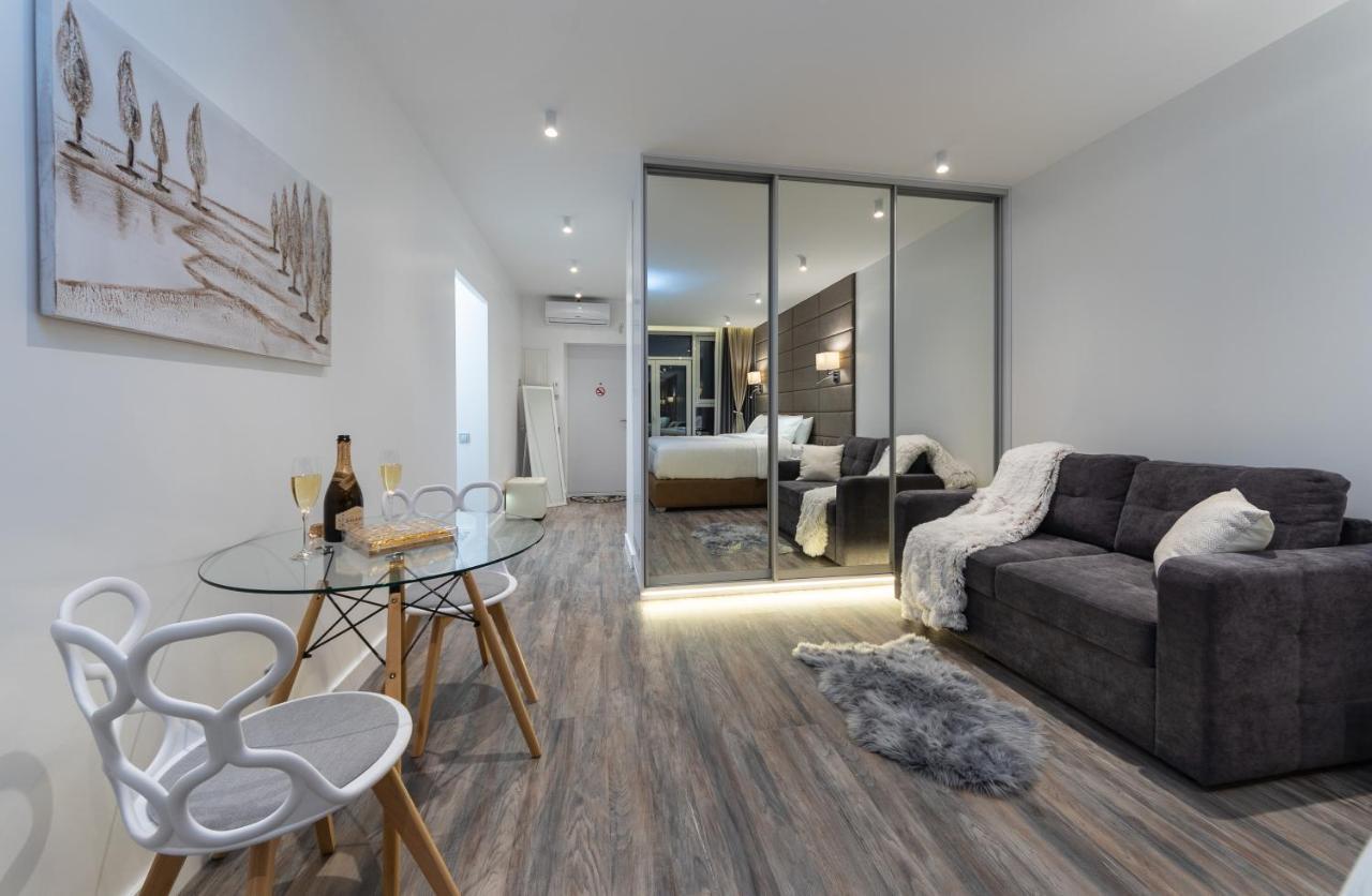Victory-21 Luxury Apartment Center Kiew Exterior foto